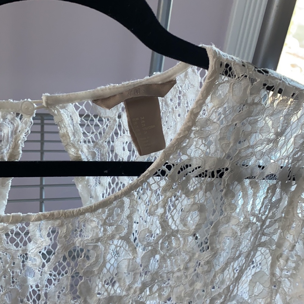 Top - Picture 2 of 3